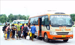 Nghệ An triển khai đồng bộ các giải pháp hỗ trợ công dân về từ vùng dịch