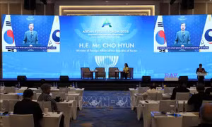 Diễn đàn Tương lai ASEAN: Chuyển từ bị động ứng phó sang chủ động kiến tạo tương lai