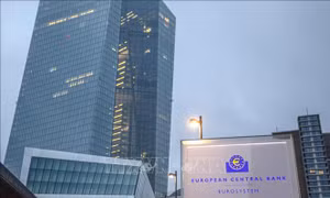 ECB: Châu Âu có thể gánh hậu quả từ cuộc chiến thương mại Mỹ - Trung