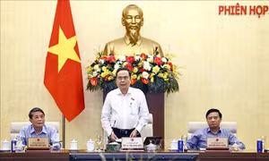 Bế mạc Phiên họp thứ 44 Ủy ban Thường vụ Quốc hội khóa XV