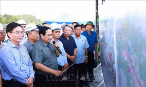 Thủ tướng Phạm Minh Chính kiểm tra dự án cao tốc Khánh Hòa - Buôn Ma Thuột