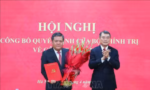 Chuẩn y đồng chí Trần Phong giữ chức Bí thư Tỉnh uỷ Khánh Hoà
