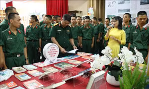 Giới thiệu tư liệu quý kỷ niệm 115 năm Ngày Bác Hồ ra đi tìm đường cứu nước