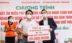 Hà Nội triển khai hỗ trợ suất ăn miễn phí cho bệnh nhân khó khăn 