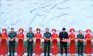 Khánh thành công trình chào mừng kỷ niệm 75 năm Ngày truyền thống Lực lượng vũ trang Quân khu 7