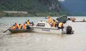 Phòng ngừa tai nạn đường thủy sau vụ chìm thuyền trên sông Gianh