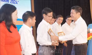 Kinh nghiệm 'nâng hạng' thi tốt nghiệp THPT ở Nghệ An