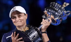 Tay vợt nữ số một thế giới Ashleigh Barty bất ngờ tuyên bố giải nghệ 