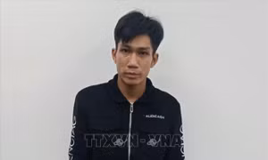 Táo tợn cướp giật điện thoại iPhone trên đường phố Tuy Hòa