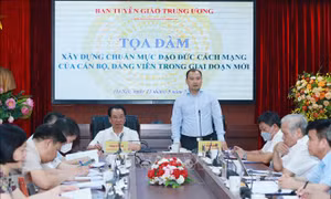 Tọa đàm về Xây dựng chuẩn mực đạo đức cách mạng cho cán bộ, đảng viên