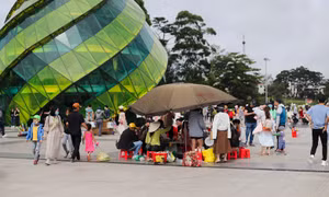 Chỉ đạo khẩn xử lý việc kinh doanh dịch vụ tại quảng trường Lâm Viên Đà Lạt