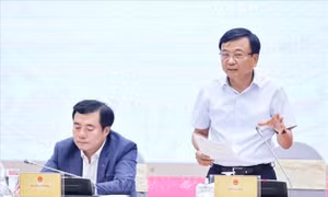 Họp báo Chính phủ thường kỳ: Phải đánh giá tác động khi bỏ thủ tục cấp phép xây dựng