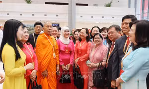 Lấy nhân dân, trong đó có đồng bào tôn giáo là trung tâm, chủ thể, mục tiêu của đổi mới