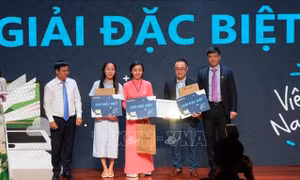 Phát huy tính đổi mới sáng tạo ứng dụng công nghệ thông tin trong việc dạy và học