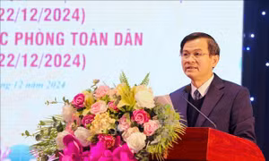 Ôn lại truyền thống, tiếp bước chiến công
