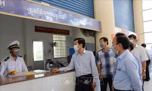 Thắt chặt kiểm soát phòng, chống dịch COVID-19 khu vực biên giới