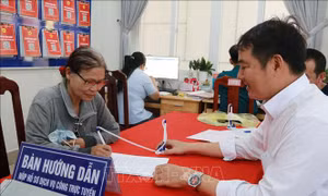 Xây dựng chính quyền thân thiện, hướng đến sự hài lòng của người dân