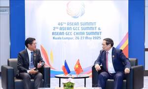 Thủ tướng Phạm Minh Chính gặp Tổng thống Philippines