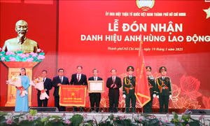 Vinh danh gương điển hình trong sự nghiệp đại đoàn kết toàn dân tộc 