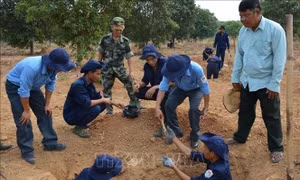 Hành trình không mỏi đi tìm đồng đội ngã xuống trên đất bạn Campuchia