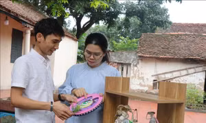 Chàng trai khuyết tật lan tỏa đam mê sống 'xanh'