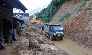 Đảm bảo an toàn cho người dân trước nguy cơ sạt lở ở Kỳ Sơn, Nghệ An