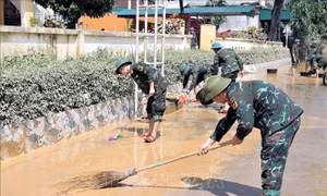 Xuất cấp hóa chất khử khuẩn hỗ trợ hai tỉnh Hà Tĩnh, Hòa Bình phòng, chống thiên tai, dịch bệnh