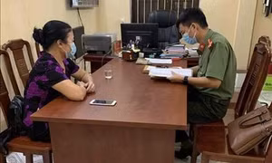 Tàng trữ, tán phát tài liệu không có nguồn gốc xuất xứ