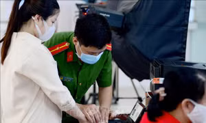 Đổi sang căn cước công dân gắn chip có phải cập nhật vào sổ hộ khẩu không?