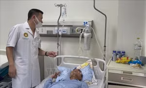Điều tra vụ người đàn ông bị đánh hội đồng ở cây xăng 