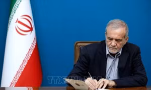 Tổng thống Pezeshkian nêu kịch bản tương lai của Iran nếu không có tên lửa