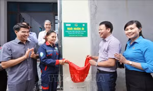 Hỗ trợ nhà ở cho công nhân vệ sinh môi trường có hoàn cảnh đặc biệt khó khăn