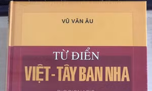 Giới thiệu, quảng bá Từ điển Việt - Tây Ban Nha đầu tiên ở Việt Nam