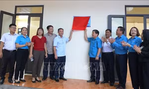 Công đoàn Viên chức Việt Nam tổ chức nhiều hoạt động hướng về Điện Biên