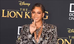 GRAMMY 2025: Beyonce ghi dấu ấn lịch sử ở hạng mục đồng quê