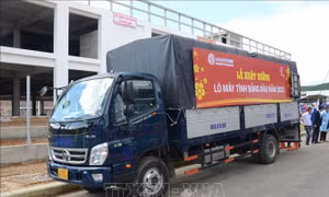 Xuất xưởng lô máy tính bảng 'made in Đà Nẵng' đầu năm Nhâm Dần