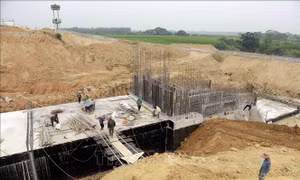Phú Thọ: Tập trung tháo gỡ điểm nghẽn, đẩy nhanh các dự án chậm tiến độ