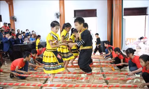 Xuân đã 'chạm ngõ' với người Chứt ở bản Rào Tre