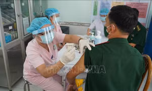 Tây Ninh: Tiêm vaccine COVID-19 cho lực lượng Biên phòng chống dịch ở biên giới