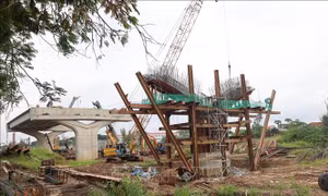 Nhiều nhà thầu chậm thi công dự án trọng điểm quốc gia tại Đồng Nai