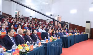 Trang trọng Lễ kỷ niệm 120 năm Ngày sinh Tổng Bí thư Trần Phú
