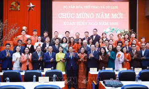 Thủ tướng Phạm Minh Chính: Nhanh chóng đưa các nghị quyết của Đảng về văn hóa vào cuộc sống