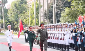 Tổng Tham mưu trưởng các Lực lượng vũ trang Cộng hòa Belarus thăm chính thức Việt Nam