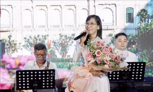 Khi 'Blouse trắng' cất tiếng hát vì người bệnh nghèo