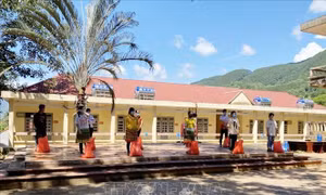 Sơn La: Khắc phục khó khăn, nỗ lực điều trị cho các bệnh nhân COVID-19