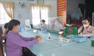 Tiếp sức cho người dân khôi phục sản xuất kinh doanh trong dịch COVID-19