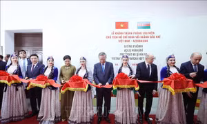 Khánh thành Phòng Lưu niệm Chủ tịch Hồ Chí Minh với ngành Dầu khí Việt Nam - Azerbaijan