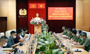 Họp báo Bộ Công an: Ông Nguyễn Duy Linh bị khởi tố về tội 'Nhận hối lộ'