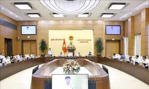 Tăng mức giảm trừ gia cảnh thuế thu nhập cá nhân: 'Khoan sức dân' trong chính sách thuế