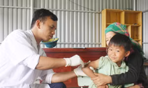 Lào Cai tăng cường công tác phòng, chống bệnh bạch hầu